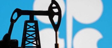 Prețul petrolului scade după anunțarea majorării producției de către OPEC+