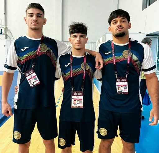 Lupte: Trei români se vor bate pentru bronz la Europenele Under-20