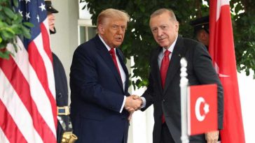 Trump va informa Turcia că este pregătit să o reincludă în programul avioanelor de luptă F-35 (presă)