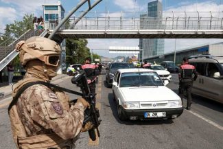 Turcia: Noi arestări în rândul jurnaliștilor în ajunul summitului NATO de la Ankara