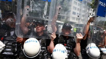 Turcia: Poliția a blocat un protest anti-NATO la Ankara și a arestat mai mulți manifestanți
