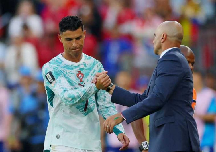 Fotbal – CM 2026: Cristiano Ronaldo și selecționerul Roberto Martinez, criticați după eliminarea Portugaliei