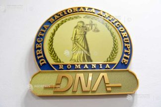 Botoșani: Un om de afaceri care a dat mită unor primari a semnat un acord de recunoaștere a vinovăției cu procurorii DNA