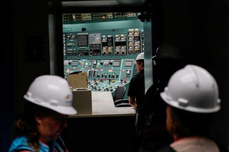 Producția mondială de energie nucleară va crește cu 44%, iar China va devansa SUA, estimează analiștii BNEF