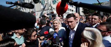 Franța: Deși condamnată penal, Marine Le Pen va face campanie pentru prezidențiale în tandem cu Jordan Bardella
