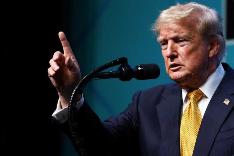 Trump spune că retragerea trupelor americane din Europa depinde de o înțelegere privind Groenlanda
