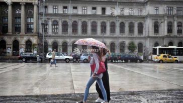 Vreme instabilă, cu averse și vijelii în București, până vineri dimineața (meteo)