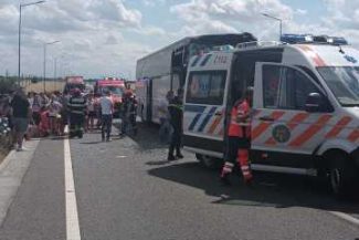 Călărași: 16 persoane au fost transportate la spital în urma accidentului din Drajna