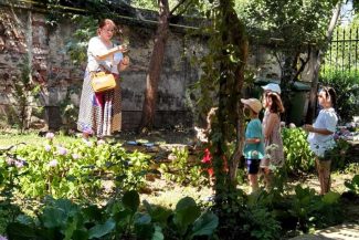 MNAR: Atelierele ‘Grădina Verii’ continuă duminică la Muzeul Th. Pallady