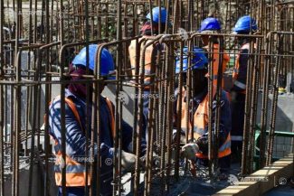 Unicredit: Economia României ar putea crește cu 0,2% în 2026, pe fondul consolidării fiscale