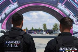 Constanța: Un cetățean croat care a venit cu fiul la festivalul ‘Beach, Please!’ a murit în autoturism, într-o parcare