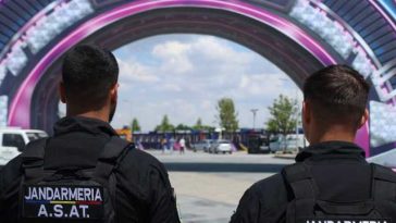 Constanța: Un cetățean croat care a venit cu fiul la festivalul ‘Beach, Please!’ a murit în autoturism, într-o parcare