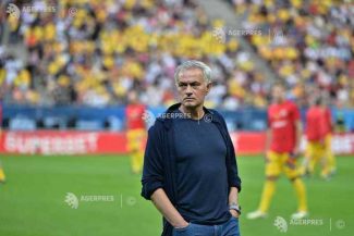 Fotbal: Jose Mourinho își începe ”misiunea” la Real Madrid
