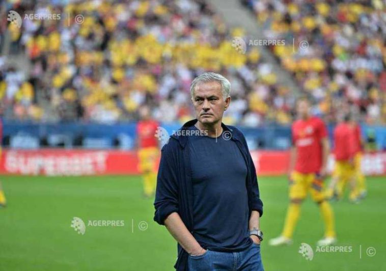 Fotbal: Jose Mourinho își începe ”misiunea” la Real Madrid