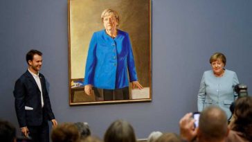 Un portret al Angelei Merkel dezvelit recent a determinat creșterea numărului de vizitatori la un muzeu din Berlin