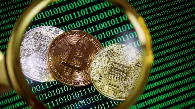 Donald Trump a investit câștigurile din cripto în acțiuni și obligațiuni (Reuters)