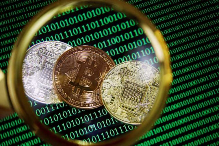 Donald Trump a investit câștigurile din cripto în acțiuni și obligațiuni (Reuters)