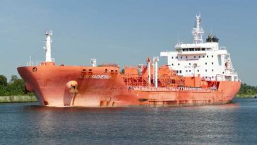 Explozie pe un petrolier norvegian, lovit în largul Omanului