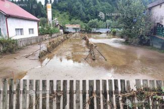 Hidrologi: Cod galben de inundații pe râuri din cinci județe, până vineri dimineața