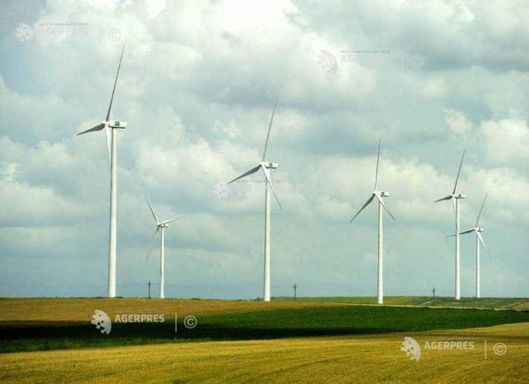 Parcul eolian Corugea va fi dotat cu un sistem de stocare a energiei în baterii; investiția depășește 87 de milioane de lei