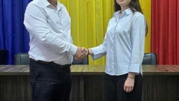 Vaslui: Șefa de promoție de la Liceul Tehnologic ‘Nicolae Iorga’, angajată temporar consilier al primarului orașului Negrești