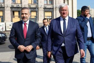 Război în #Ucraina: Diplomația turcă face apel să se evite o extindere a conflictului în Marea Neagră