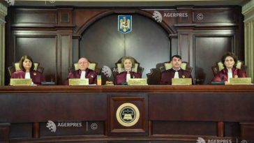 CCR amână pentru septembrie sesizarea lui Bolojan privind conflictul cu ICCJ pe tema restanțelor salariale