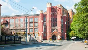 Rusia: Moscoviții, întristați în urma demolării unei fabrici sovietice cu valoare istorică