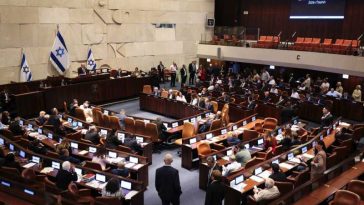 Parlamentul israelian se autodizolvă, urmează alegeri în octombrie
