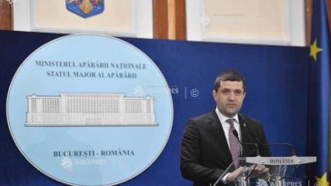 VIDEO Miruță spune că un comandant al unei unități militare deconta adidași și tricouri din banii Armatei