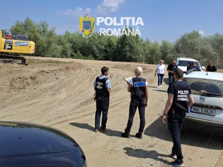 Percheziții în județele Botoșani și Suceava într-un dosar de evaziune fiscală și exploatare ilegală de agregate minerale