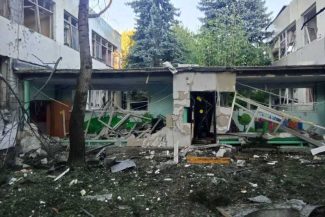UPDATE Rusia: Opt morţi şi zeci de răniţi într-un atac ucrainean asupra a două centre logistice