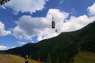 Sibiu: Turiști blocați în telecabina de la Bâlea din cauza unei defecțiuni tehnice