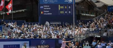 Ciclism: Grecul Stefanos Tsitsipas, învingător în turneul de la Gstaad (ATP), primul său titlu după 16 luni