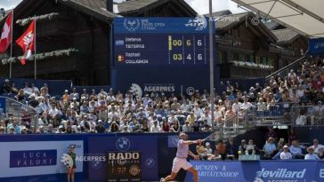 Ciclism: Grecul Stefanos Tsitsipas, învingător în turneul de la Gstaad (ATP), primul său titlu după 16 luni