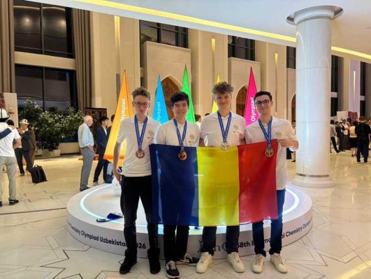 Ministerul Educației și Cercetării: Elevii români au obținut o medalie de aur, două de argint și una de bronz la Olimpiada Internațională de Chimie
