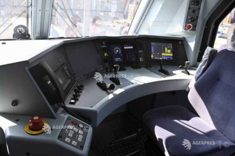 Trenurile cu tracțiune electrică pot circula din nou pe ambele fire ale sectorului București Băneasa-Pantelimon