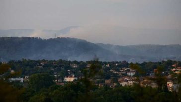 Franța: Incendii în sudul țării, sute de pompieri mobilizați