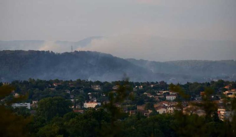 Franța: Incendii în sudul țării, sute de pompieri mobilizați