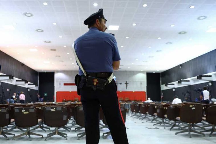 Italia: Anchetă după ce un bărbat a murit în timp ce era imobilizat de polițiști