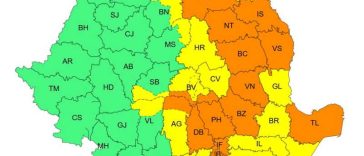 Cod portocaliu și Coduri galbene de furtuni și averse în jumătate de țară, până marți seara