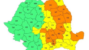 Cod portocaliu și Coduri galbene de furtuni și averse în jumătate de țară, până marți seara