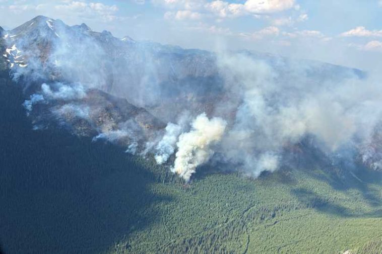 Incendiile din Ontario s-au extins, fumul persistă în anumite regiuni din Statele Unite