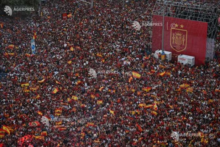 Fotbal – CM 2026: Spaniolii, plini de bucurie, în comuniune cu campionii lor mondiali