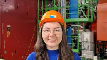 Buzău: O româncă participă la renovarea CMS-CERN pentru studiul bosonului Higgs și materiei întunecate