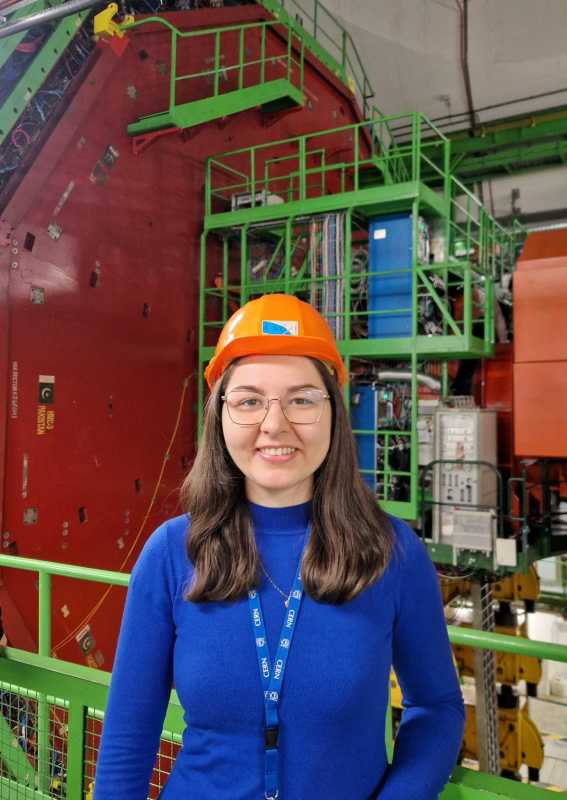 Buzău: O româncă participă la renovarea CMS-CERN pentru studiul bosonului Higgs și materiei întunecate