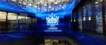 Bursa de la Londra va introduce tranzacțiile non-stop anul viitor