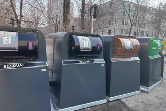 Ministerul Mediului: Cele 150 de insule ecologice din Iași sunt montate și disponibile pentru utilizare