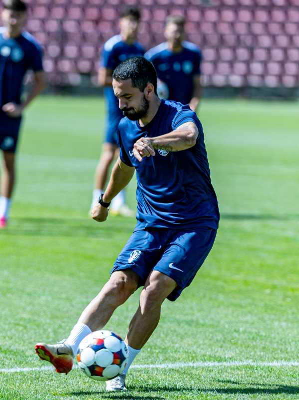 Fotbal: CFR Cluj l-a transferat pe mijlocașul portughez Bruno Costa
