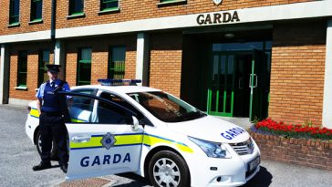 Irlanda: O femeie a fost grav rănită într-un atac cu cuțitul în timpul unei slujbe